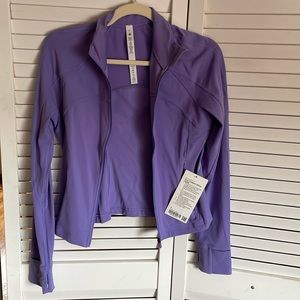 Lululemon, Nulu cropped define jacket, size 8